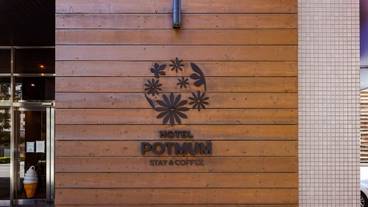 施設の入り口 / 21