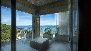 オーシャンコーナースイート301 禁煙