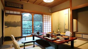 食事は個室で / 1