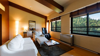 ラグジュアリー ツインルーム 最上階 禁煙