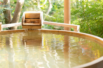 Open-air bath ryokan onsen image