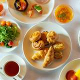 ビュッフェで楽しむ
贅沢な朝食 / 3