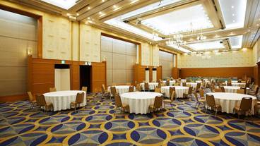 ボールルーム / 8