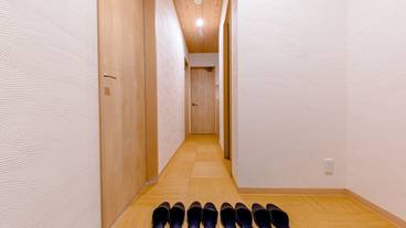 内部エントランス / 2