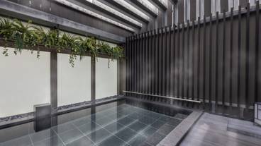 屋外スパ浴槽 / 1