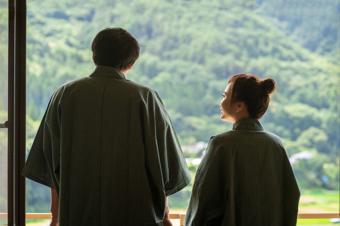 温泉旅行にきた夫婦