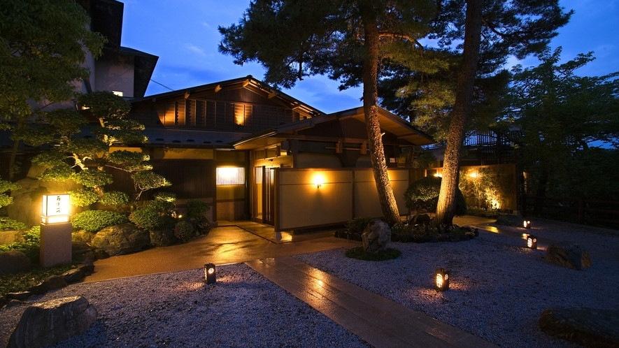 温泉・カニ料理・景色・釣り…百の楽しみがあるお宿3361591