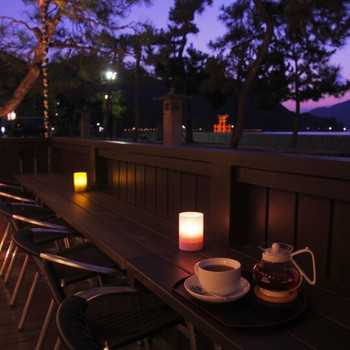 ブックカフェにシーサードテラスも…充実の施設3506161