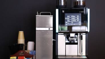 食事・飲み物 / 1