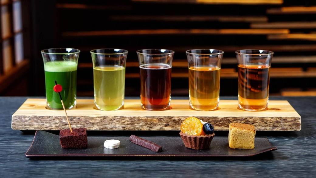 日本茶とお菓子メニューの例 / 3