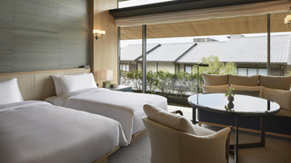 ルーム シングルベッド 2 台 ガーデンビュー