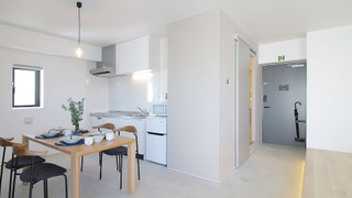 シグネチャー スタジオ (1002)