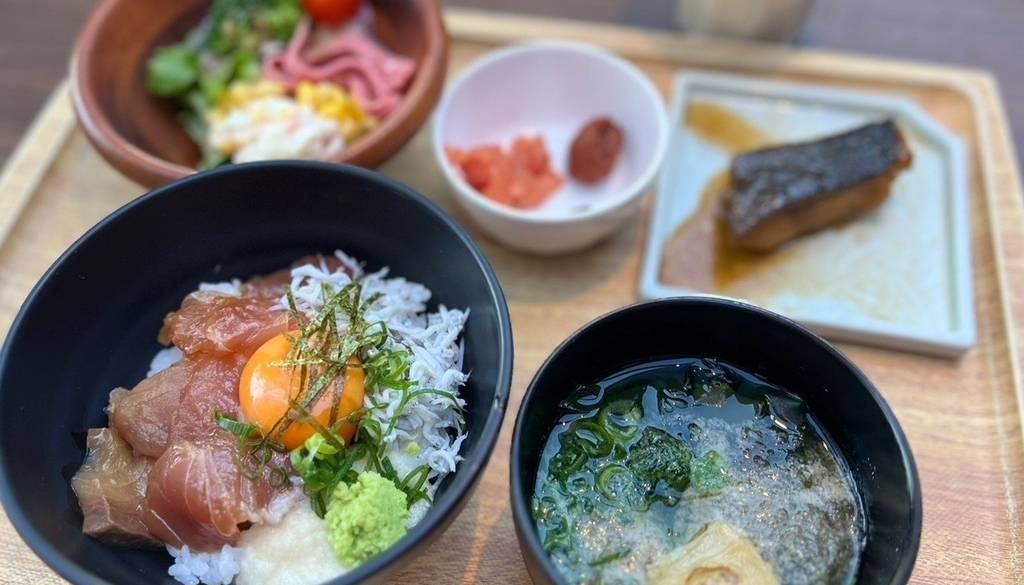 朝食ビュッフェの盛り付け一例 / 2
