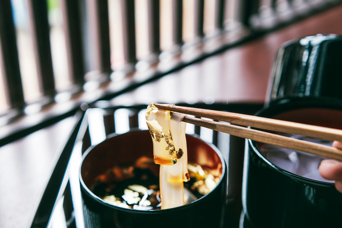 黄金に輝くくずきりが食べられる！ 心落ち着く茶屋建築「懐華樓」2005330