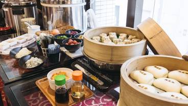 朝食ビュッフェ / 3