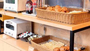 朝食スペース / 15