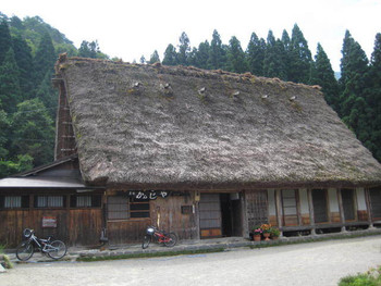 4．畳廊下の心地よい癒し「合掌民宿 かんじや」3482896