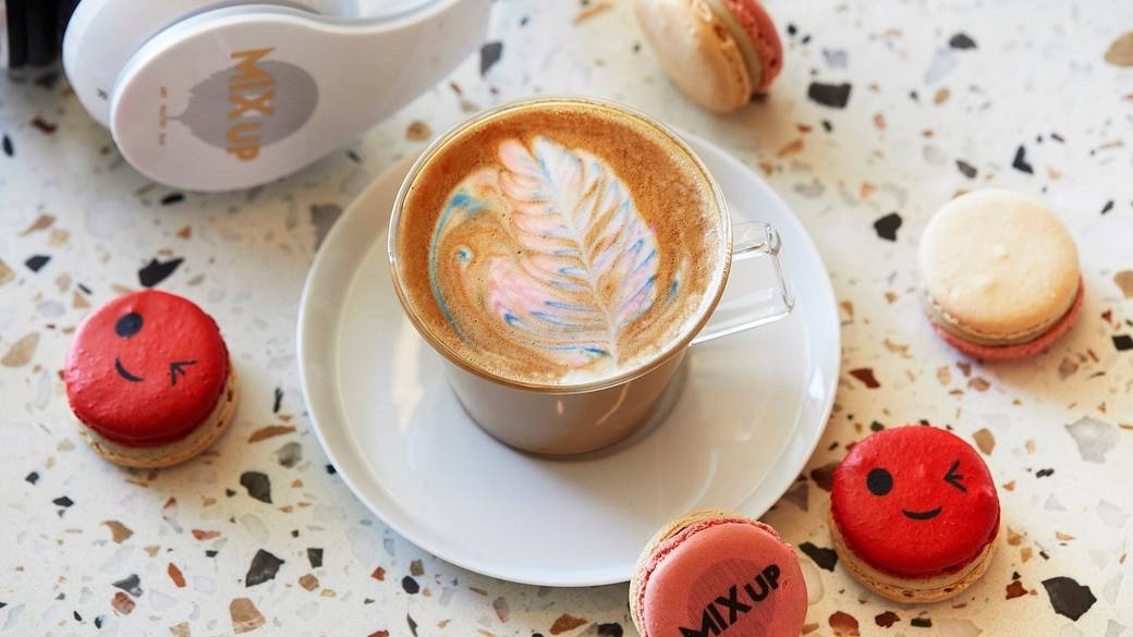 チェックインの前に
至福のスイーツタイム / 1