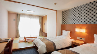 和洋室33平米、禁煙 [1階～2階]