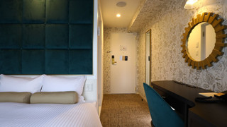 【禁煙】ダブルルーム/ベッド幅140cm×1台/2名まで/13㎡