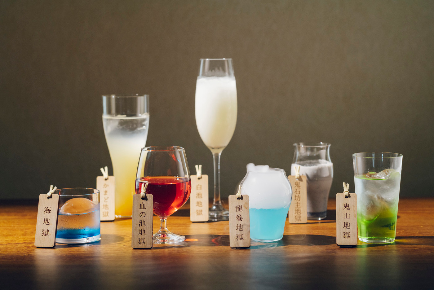 楽しみ方は無限！ここでしか味わえないドラマティック温泉街3421778