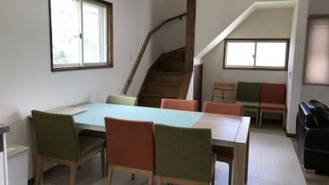 客室内のダイニングエリア / 20