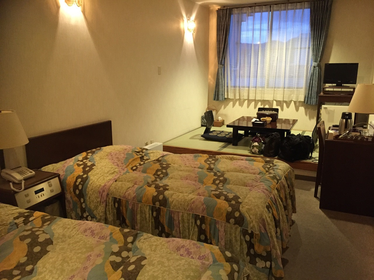 生簀に泳いでいる魚が味わえる割烹旅館♪4026250