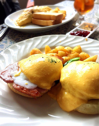 「The Rose Garden」 料理 46867106 エッグベネディクト＊コンビ