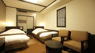 和風ツイン◆ベッドorマットレス2台(2名定員）21平米