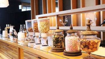 ラウンジ おつまみ一例 / 3