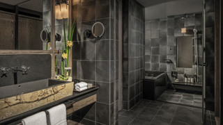 プレミア ルーム シングルベッド 2 台 (Tatami)