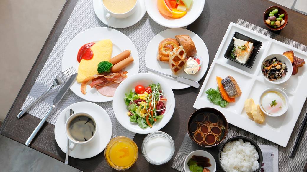 食べすぎ注意です♪
和洋ビュッフェの朝食 / 3