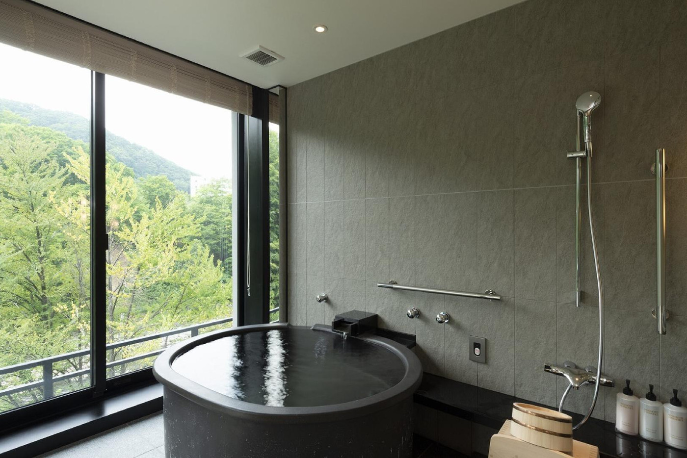 シャレーアイビー定山渓4287342