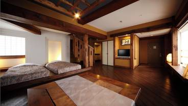 客室内のダイニングエリア / 15