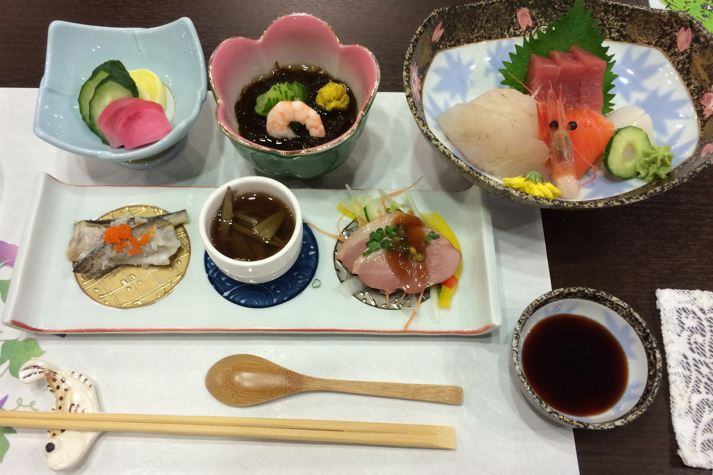 日本海を望む温泉が心も身体も癒す4248844