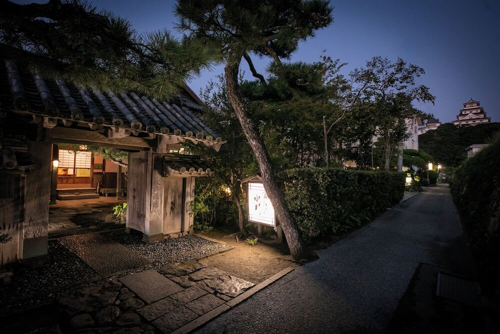 唐津城まで徒歩約5分！絶景と日本料理が楽しめる3392855