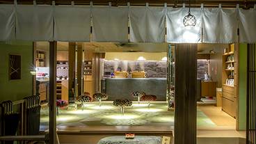 エントランス / 1