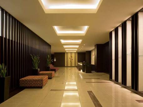 ホリデイ・イン大阪難波 / 2