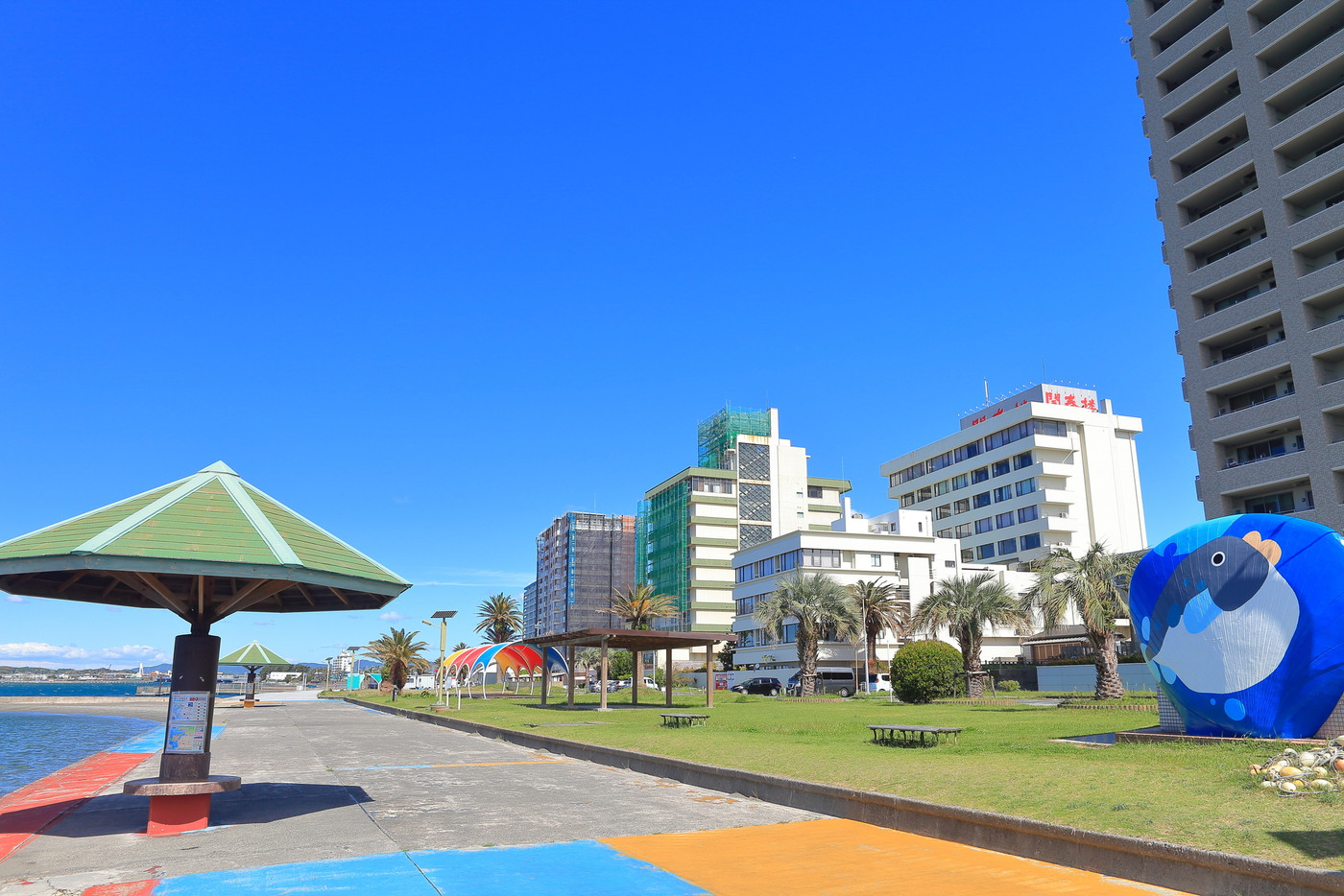 【静岡県】晴天下の弁天島海浜公園