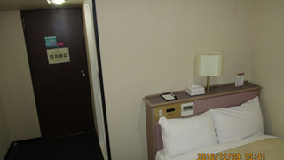 エコノミー ダブルルーム 喫煙可