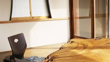 客室内のダイニングエリア / 18