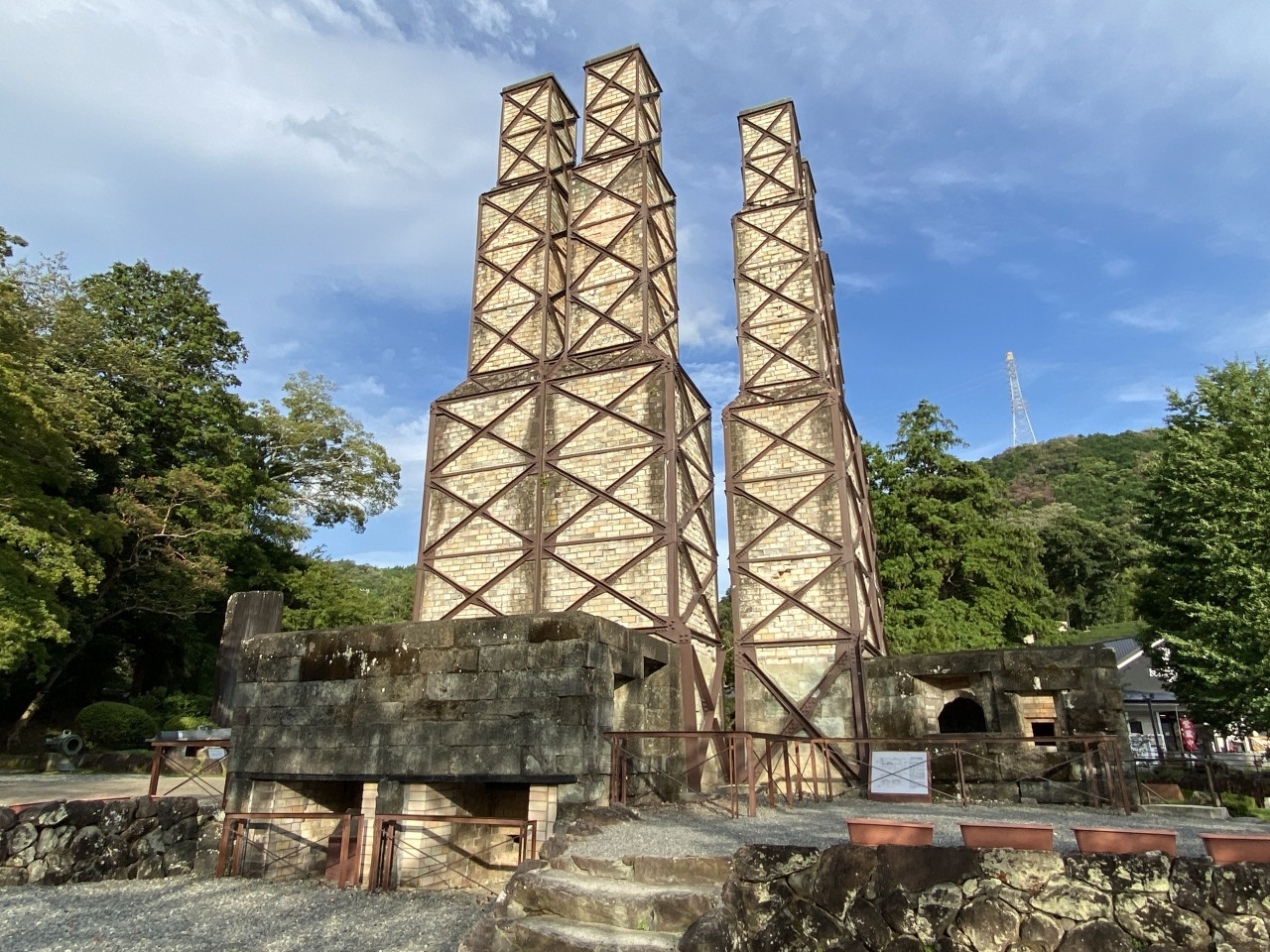 こんなところに世界遺産！「韮山反射炉」4070185