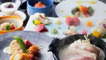 食事・飲み物 / 4