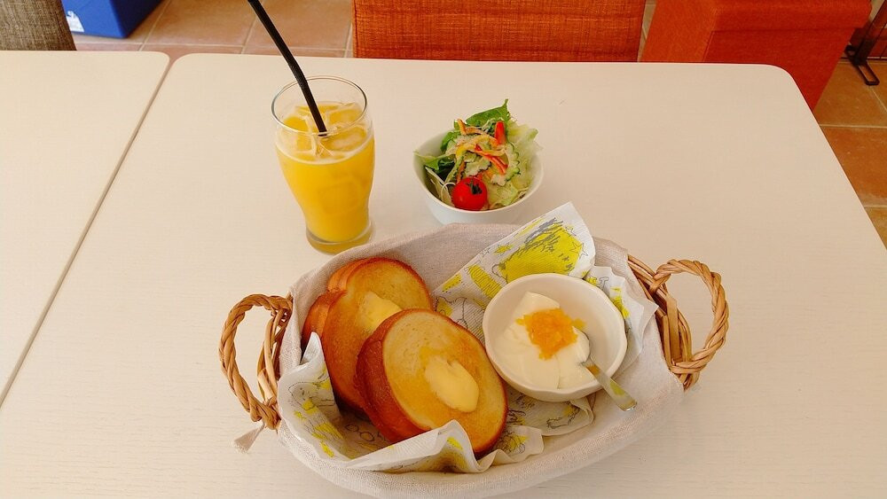 朝食