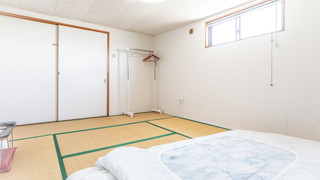 トラディショナル 4 人部屋 禁煙 共用バスルーム