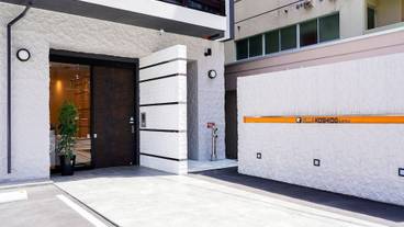 施設の入り口 / 4