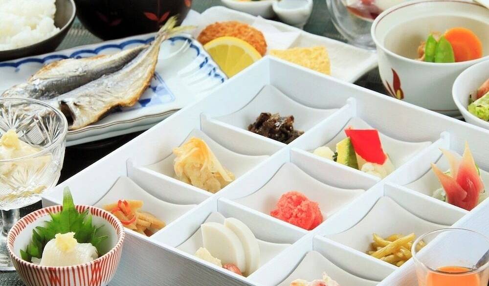 つやつやなお米を主役に
味わい深い和の朝食を / 1