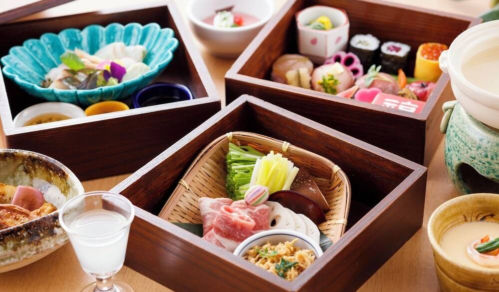 夕食 いろどりばこ一例② / 2