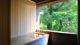 春風荘 (定員4名 2階「梢」温泉内風呂付) 禁煙