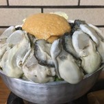 溢れんばかりの“牡蠣鍋”に注目！大阪「なべや」で一人鍋を楽しもう♪